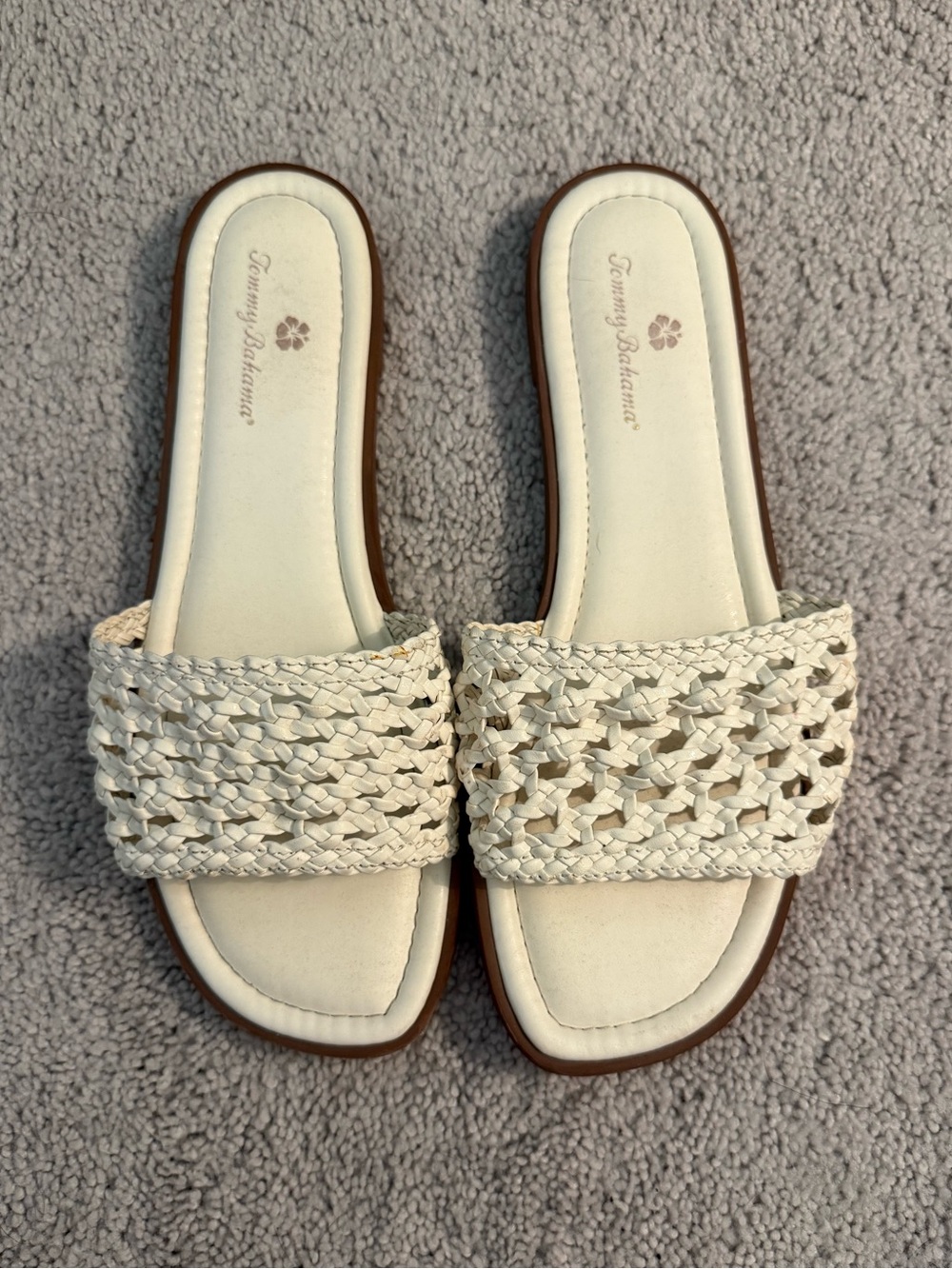 Tommy Bahama Cream Woven Slide Sandals